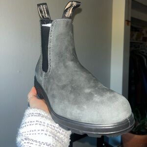 Brand new grey blundstones